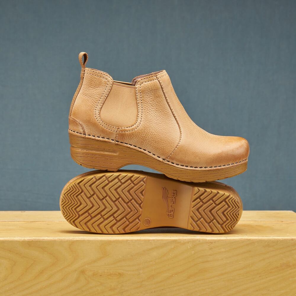 Dansko FRANKIE Short Chelsea Clog Boot Honey Tan, EU 36 / Women's US 5.5-6